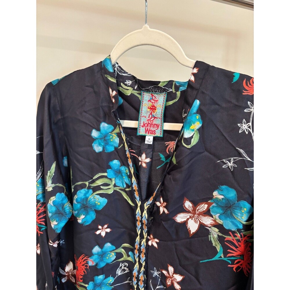 NWOT Johnny Was Silk Embroidered Top Tunic Becca Black Floral - Picture 2 of 7